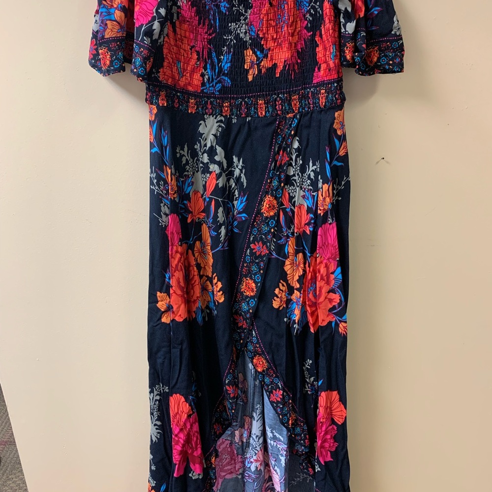 Peasant Maxi Dress- Floral Print - Wore Once